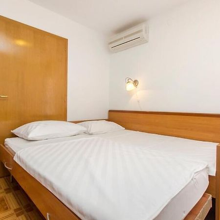 Apartments Tonimir Vodice Exteriör bild