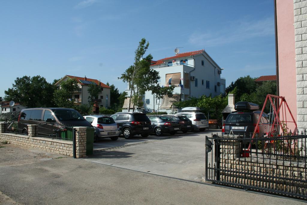 Apartments Tonimir Vodice Exteriör bild